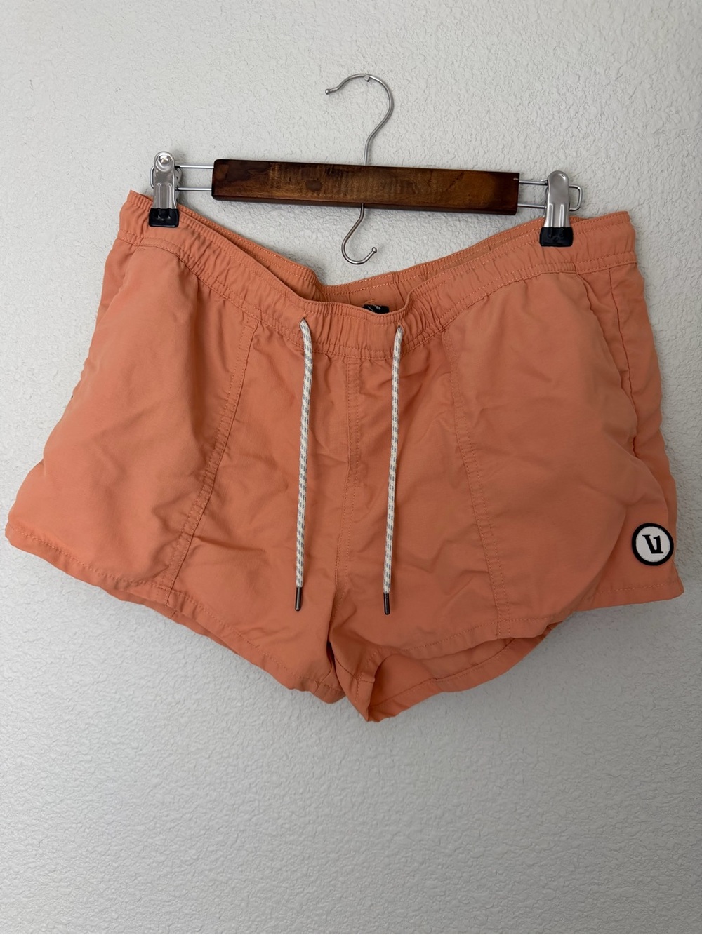 Vuori Women's Sunwashed Short Sz Large